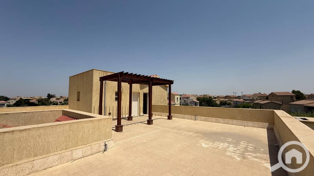 15 580d65bb-4eec-4e94-80fb-14bb57519744. jpeg