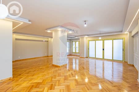 4 Bedroom Flat for Sale in Glim, Alexandria - 1. jpg