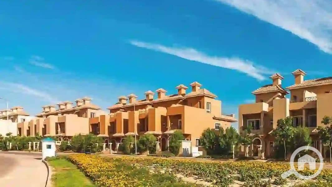 6 30c01_af381_nyoum october - نيوم اكتوبر. jpg