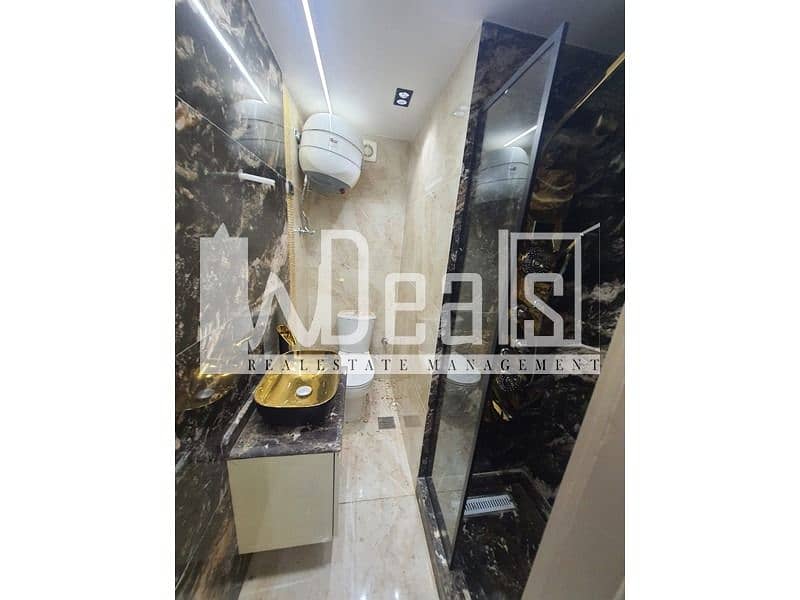 6 WhatsApp Image 2025-12-21 at 16.56. 38 (3). jpeg