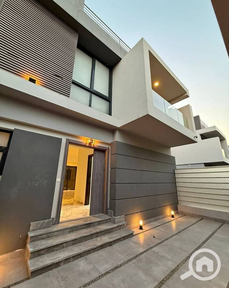 5 WhatsApp Image 2025-12-13 at 2.15. 52 PM (1). jpeg