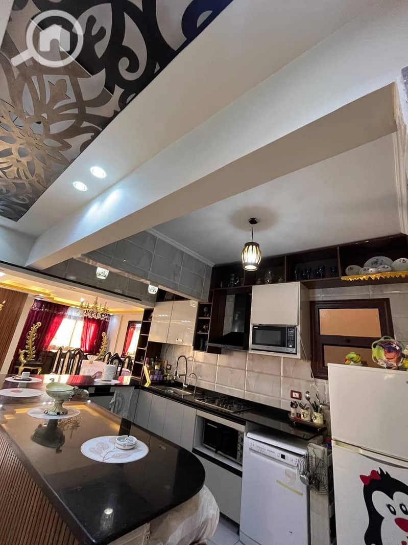 4 3bdc5068-79ad-4f72-b479-1963d3add549. jpeg