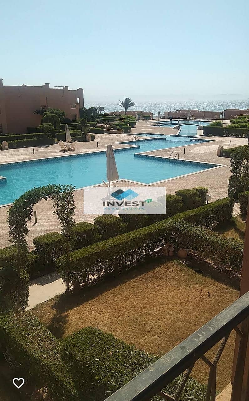 13 ae64627f-a538-4992-9d96-3627029767c5. jpg