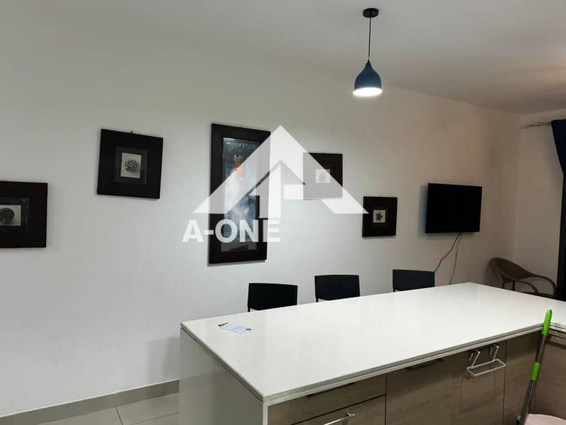 3 2f56e814-9a55-4d04-88bd-492a86477a2d. jpg