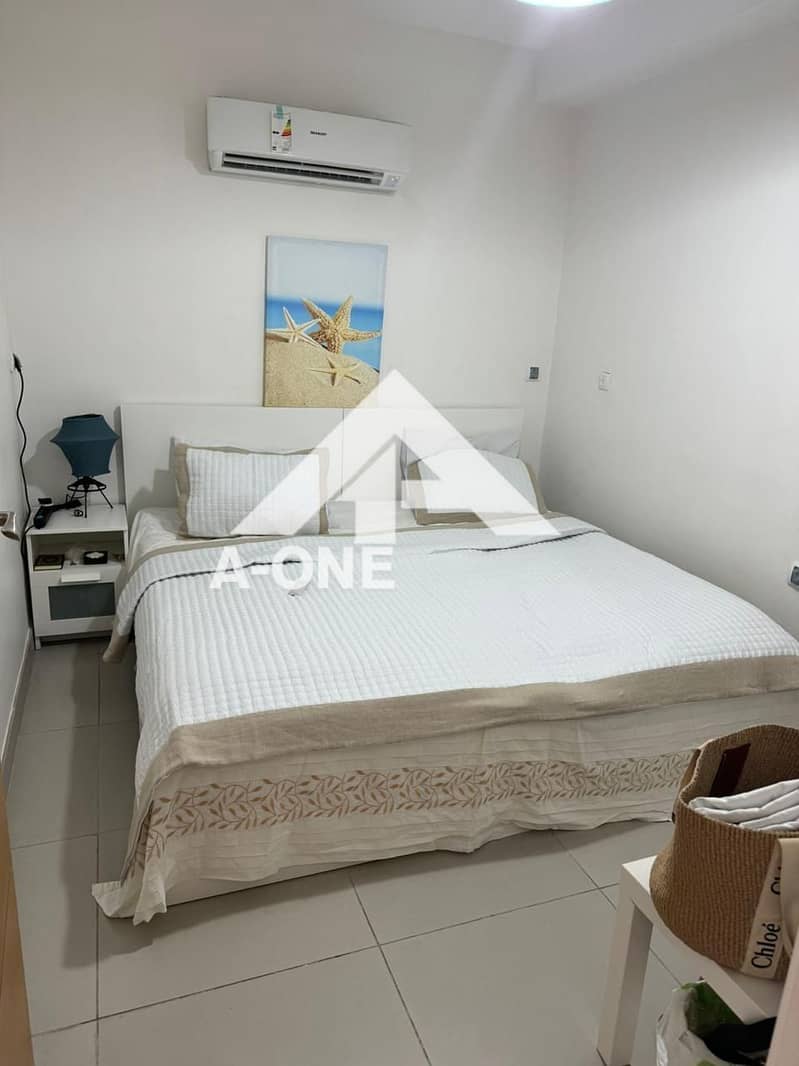 5 3327d3d9-9d14-4cca-94b2-864cd613f75f. jpg