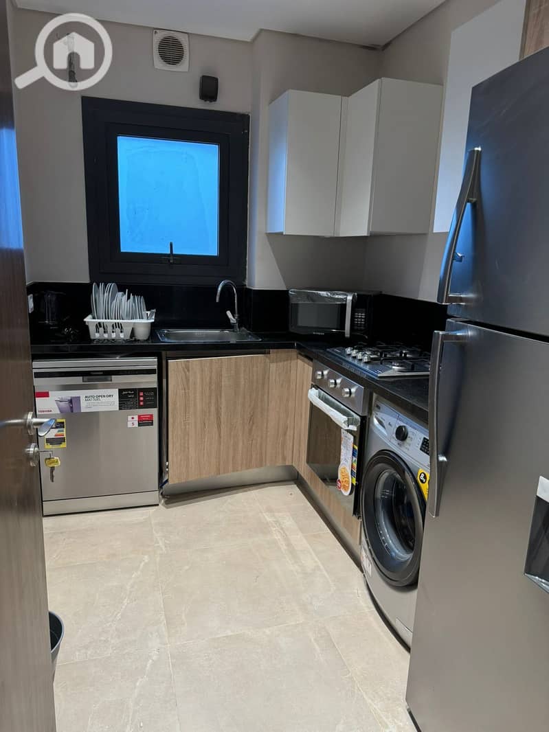 4 b48a2db1-1198-4fbf-b361-c7b1cc2003b7. jpeg