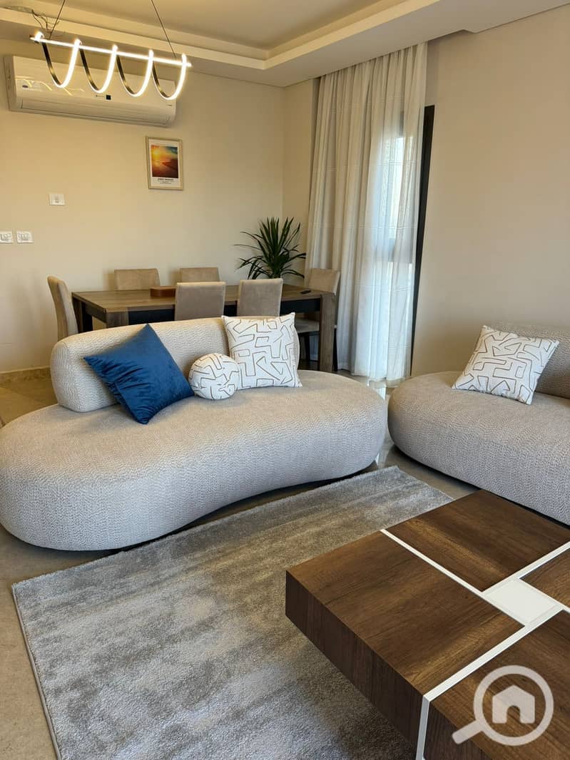 8 68b458e1-2897-4b8f-b785-0fa8491b6969. jpeg