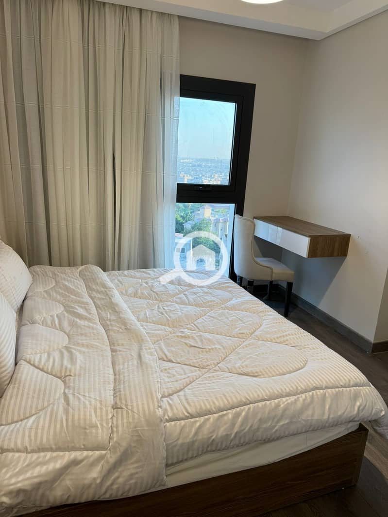 10 c922014b-cf62-4f08-8363-6986dc5e810f. jpeg