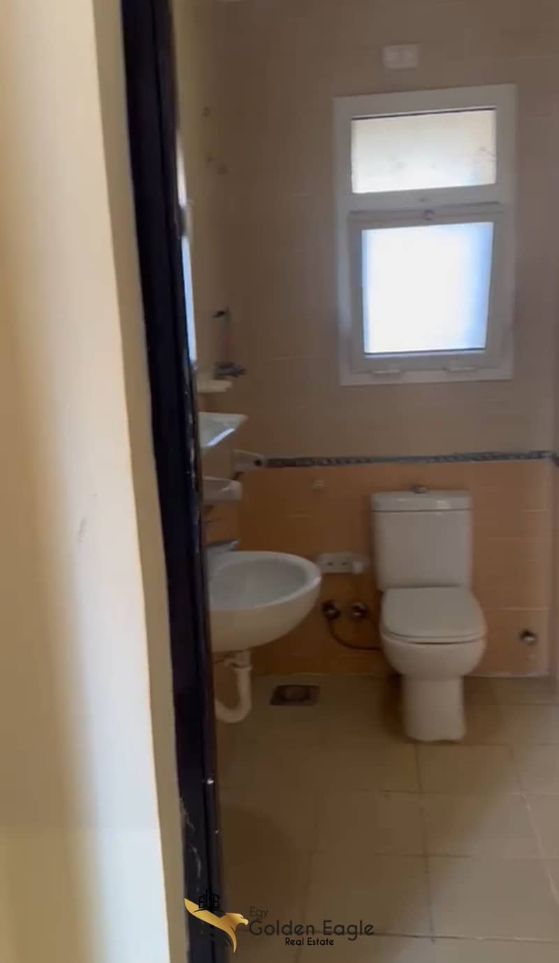 8 Screenshot_٢٠٢٥١٢٢٣_١٣٠١٠٠_WhatsAppBusiness. jpg