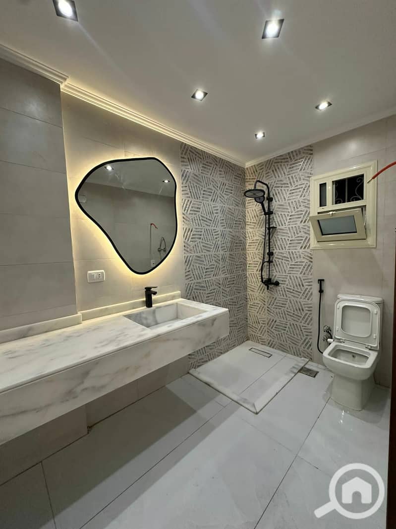 8 605255874_1213716864057698_316125172350708073_n. jpg