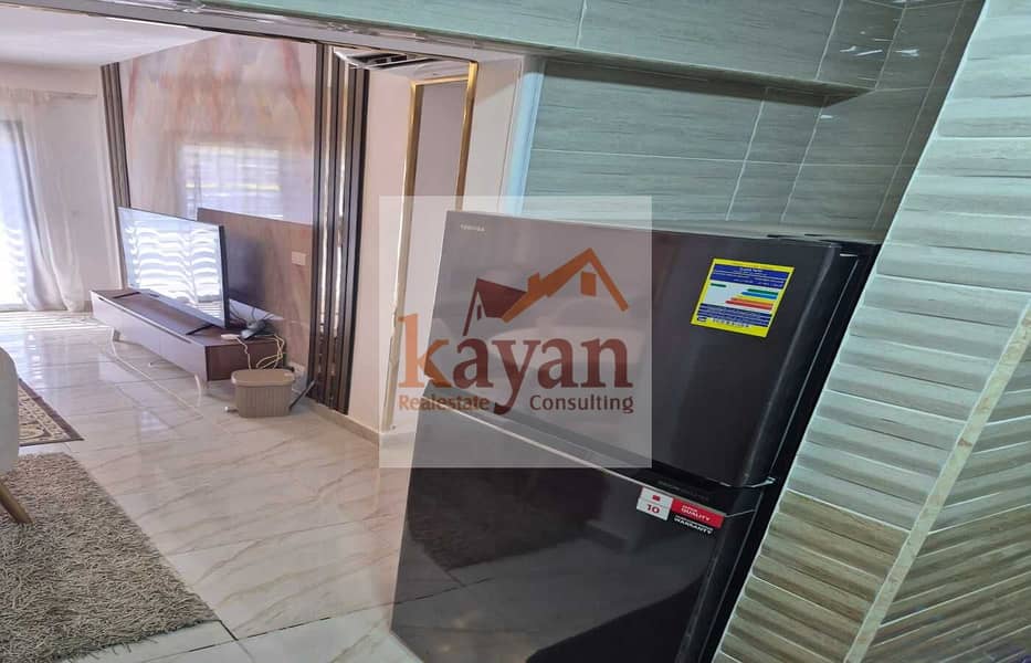 8 c79c388c-7971-4442-84f4-a682fc52a9c6. jpg