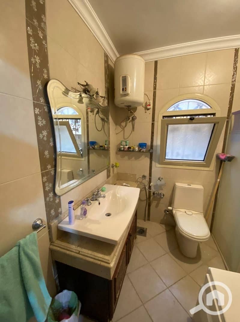 7 d597f97e-adf1-4d02-92cc-8d7e1e940989. jpeg