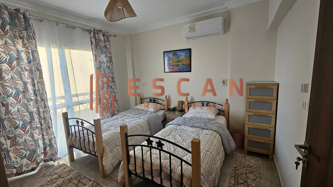 9 20b04e96-b053-46c2-945d-567b496bca5b. jpg