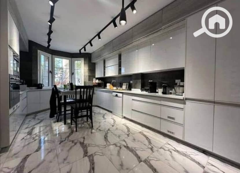 8 77777777777777777777. jpg