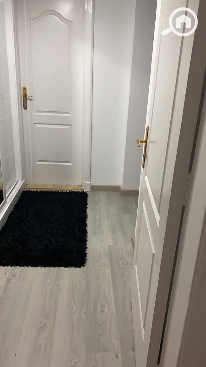 5 f8987a40-7ae7-4f60-b7db-096e4f6aaea4. jpg