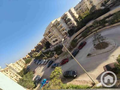 شقة 3 غرف نوم للايجار في الشيخ زايد، الجيزة - IMG-20251223-WA0005. jpg