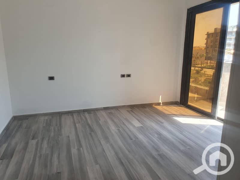 7 WhatsApp Image 2025-12-03 at 11.05. 39 PM. jpeg