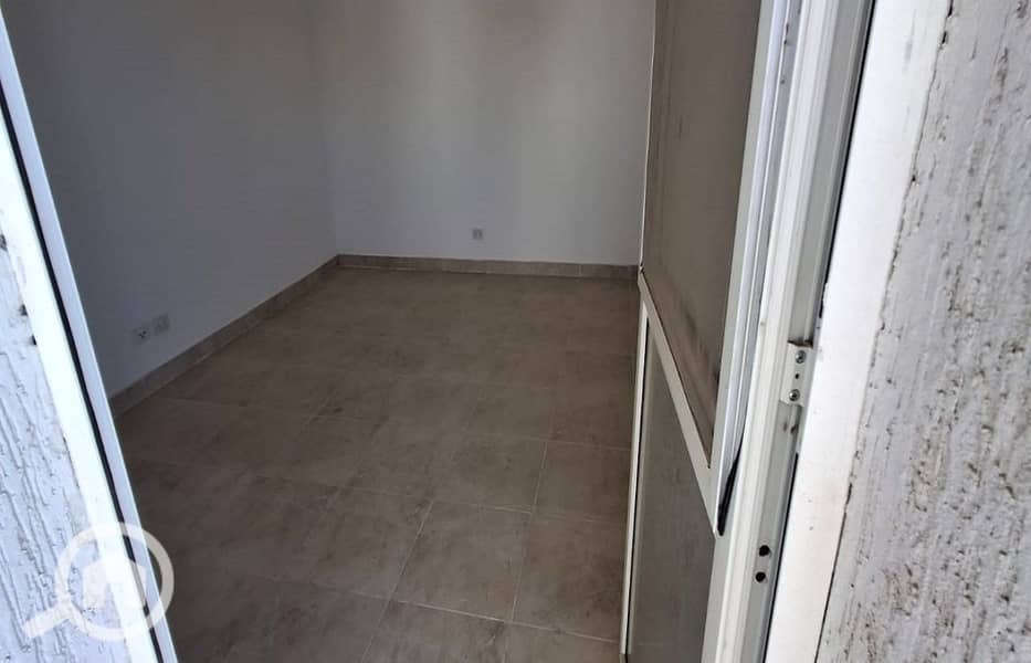 5 04c57d58-05fb-49fe-8680-7e786b6b5f89. jpg