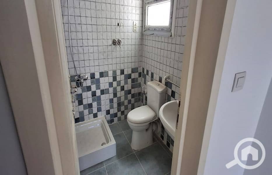 16 9ac8164b-0a19-4243-9058-1b0857be4d94. jpg