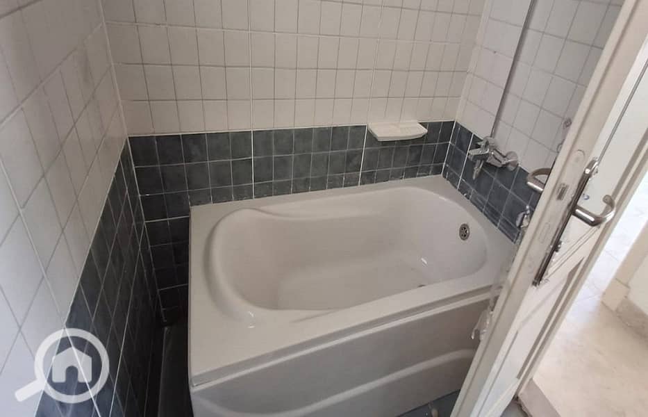 19 a68426be-8ec4-4382-b7b5-16dee1b61313. jpg