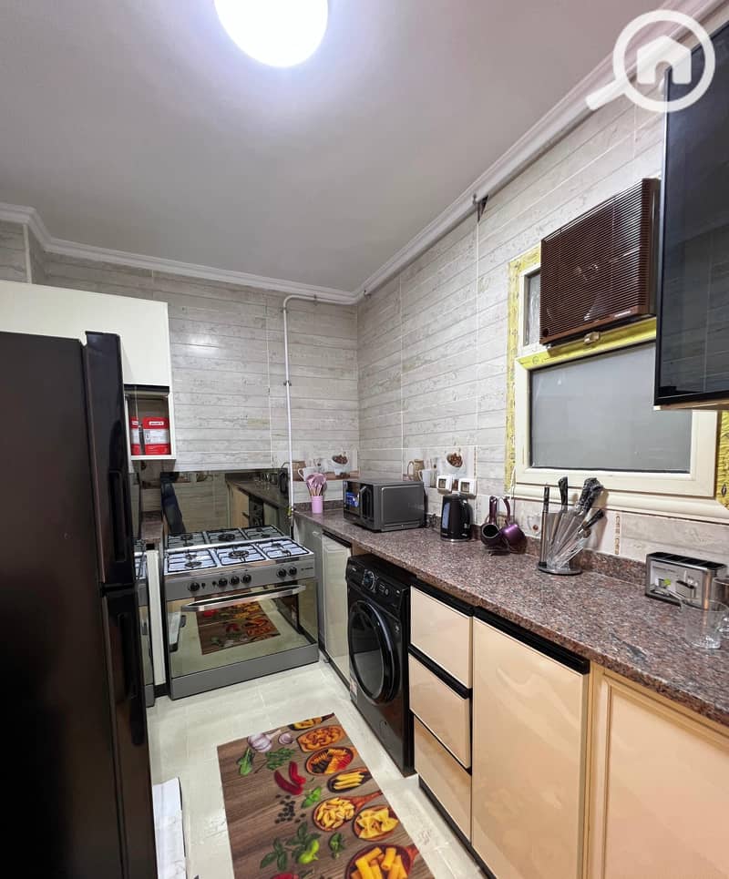 11 658c2bee-53ae-4169-863d-2406906147e1. jpeg