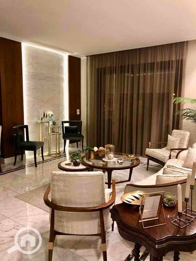 2 d54d286c-bfd1-4862-b526-940e4d0d9241. jpg