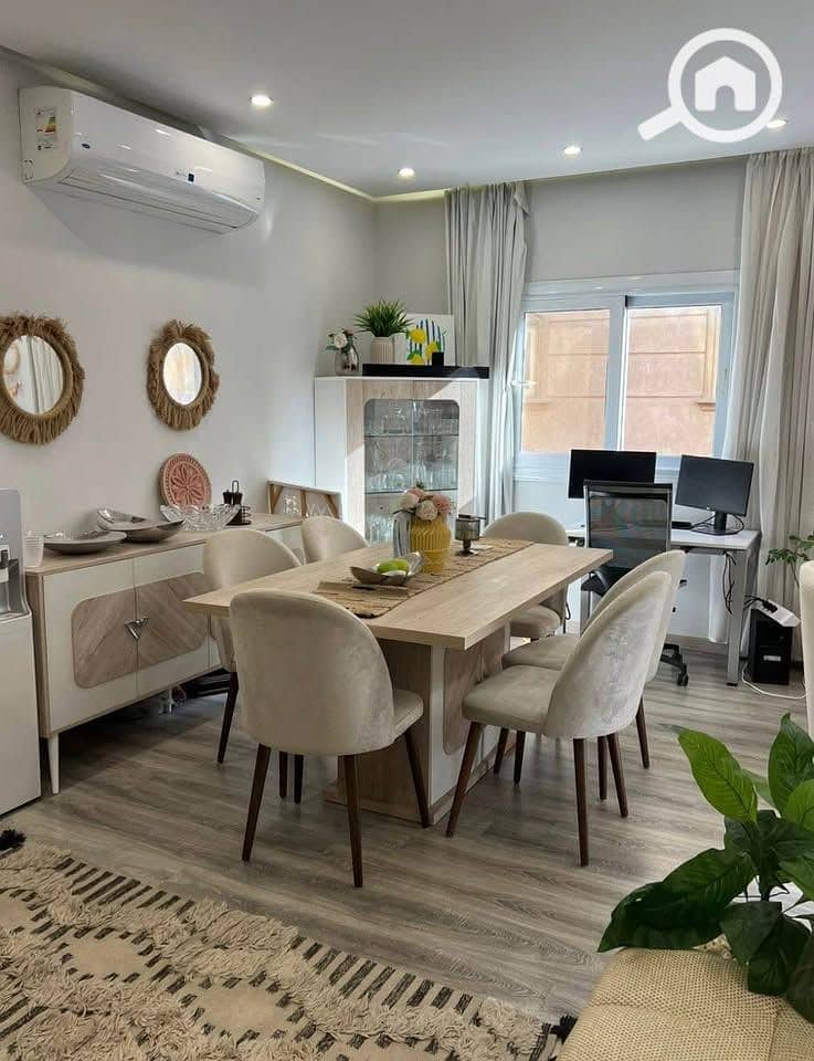 4 598567752_122119612485022020_1819632010610612919_n. jpg