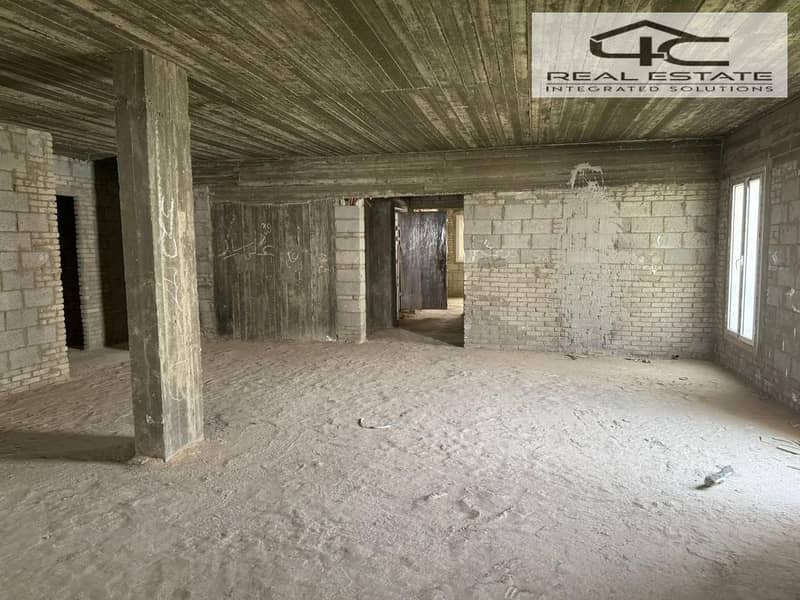 14 WhatsApp Image 2025-12-22 at 21.00. 45. jpeg