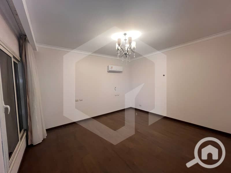 8 Grand Heights 8. jpg