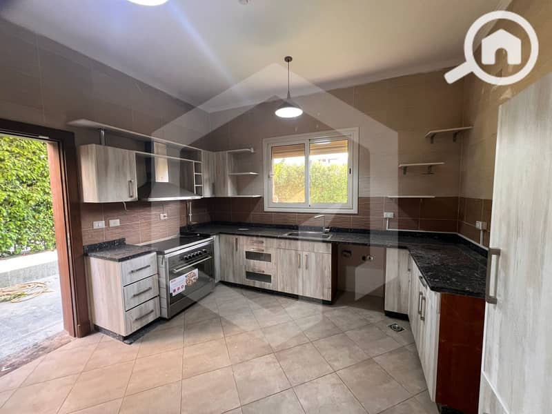 11 Grand Heights 11. jpg