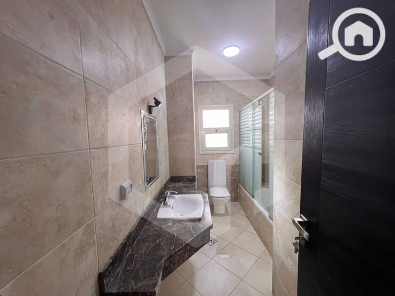 14 Grand Heights 14. jpg