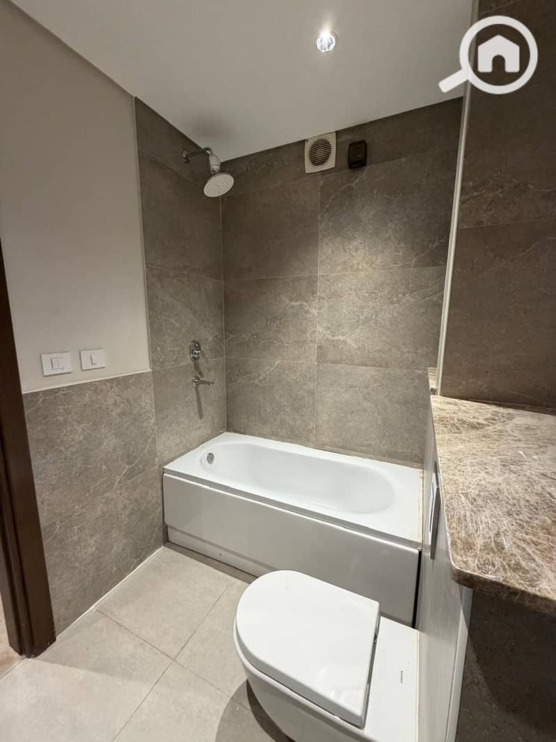 5 20207c63-974c-4853-8592-a74a2b550b6c. jpeg