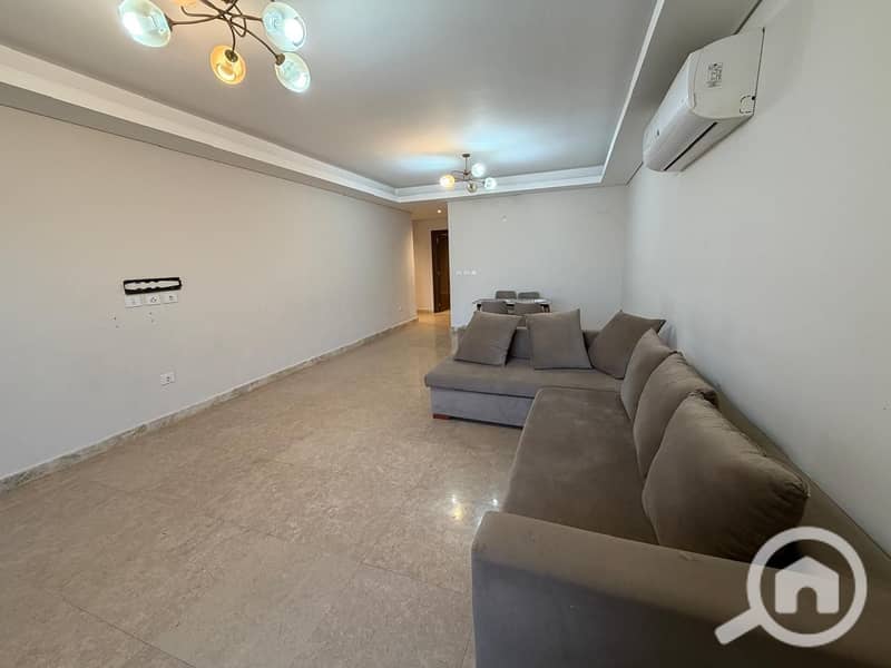 12 2129ccdf-3cdc-491f-b486-c760355623ef. jpeg