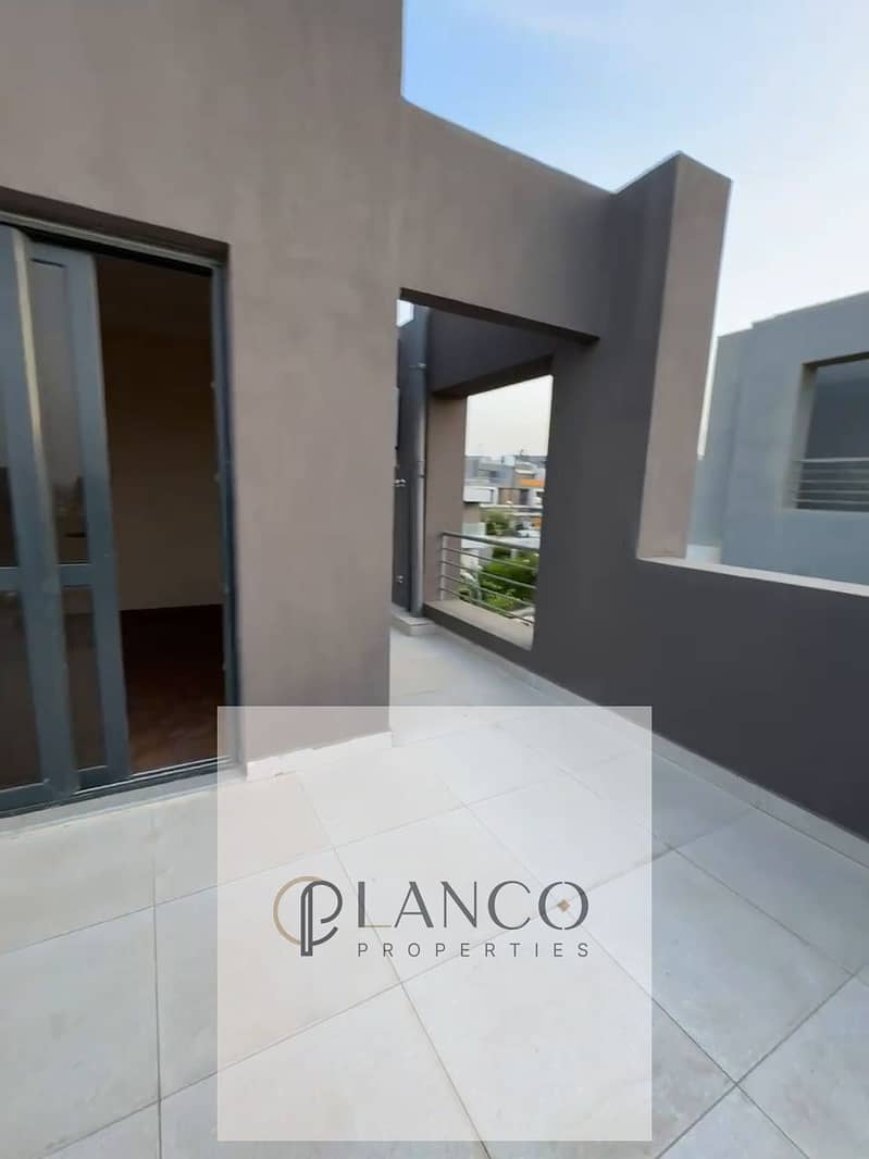 5 WhatsApp Video 2025-12-23 at 2.49. 27 AM_061. jpg