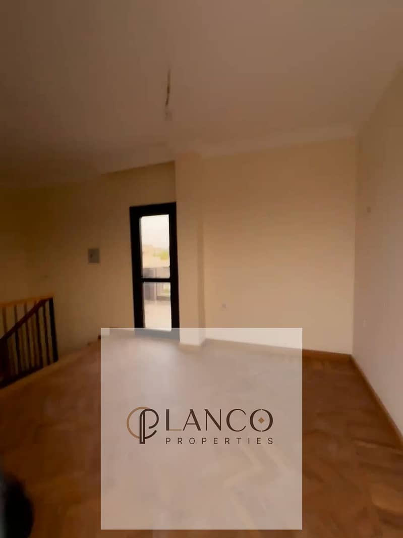 12 WhatsApp Video 2025-12-23 at 2.49. 27 AM_218. jpg