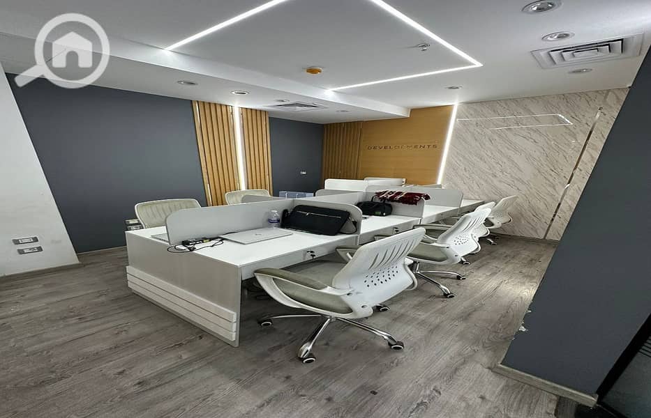 8 WhatsApp Image 2025-11-30 at 17.50. 18 (4). jpeg