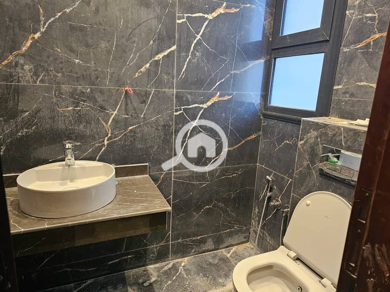 2 WhatsApp Image 2025-12-03 at 6.27. 41 PM (1). jpeg