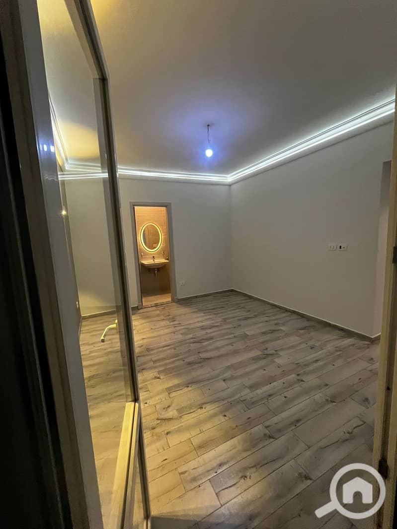 3 be09c8e2-2795-4632-b68c-1837c02e9623. jpg