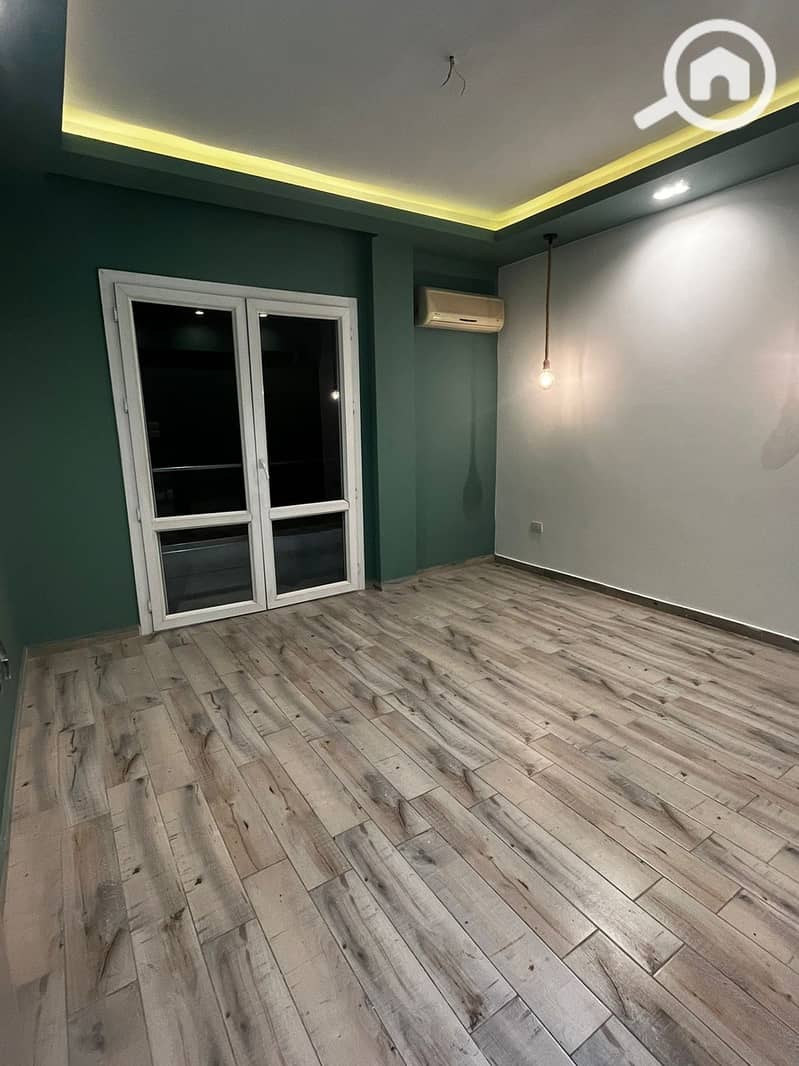 5 9a1d5024-17bb-453e-95a2-3a2595938056. jpg