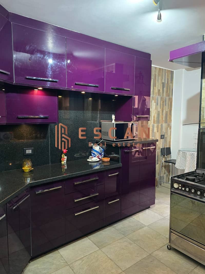 10 U327330 (12). jpg