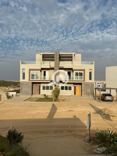 توين هاوس 6 غرف نوم للبيع في الشيخ زايد، الجيزة - WhatsApp Image 2025-12-18 at 12.47. 31 PM. jpeg