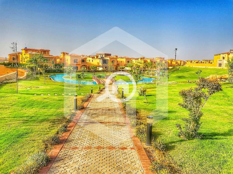 6 Royal Meadows 10. jpg