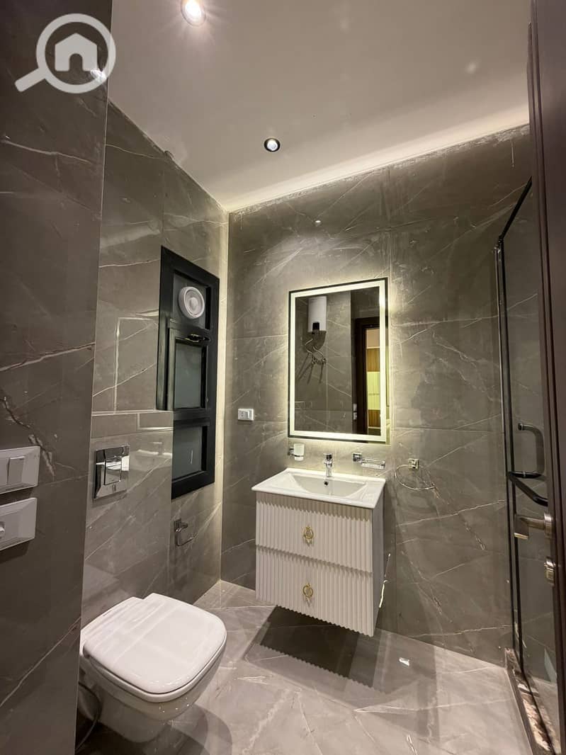 7 508f9466-dbf5-4f1f-bd47-4b25ac348e66. jpeg