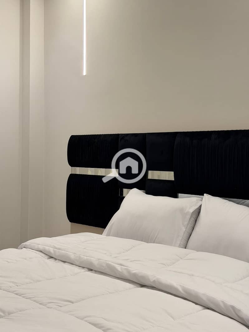 10 32781751-7f5c-4919-873c-3d34394a76cc. jpeg