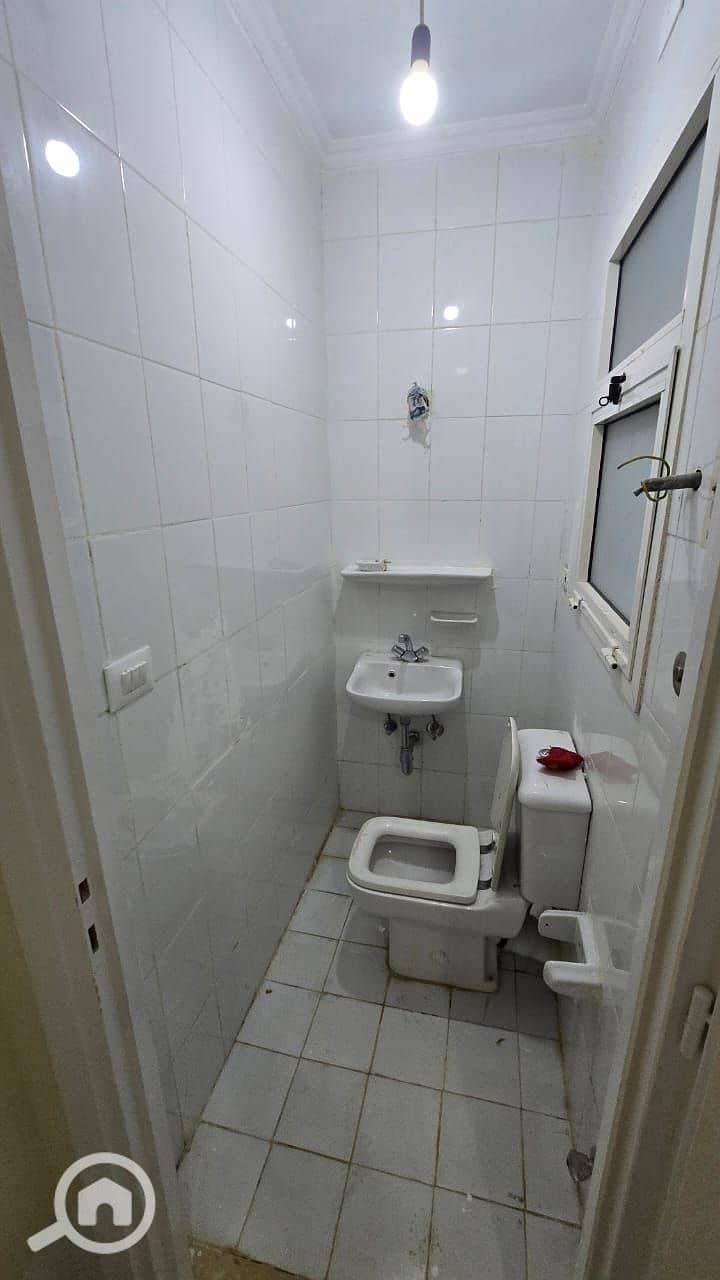 13 99400ef0-66e0-4192-b970-8f88526e6de4. jpg