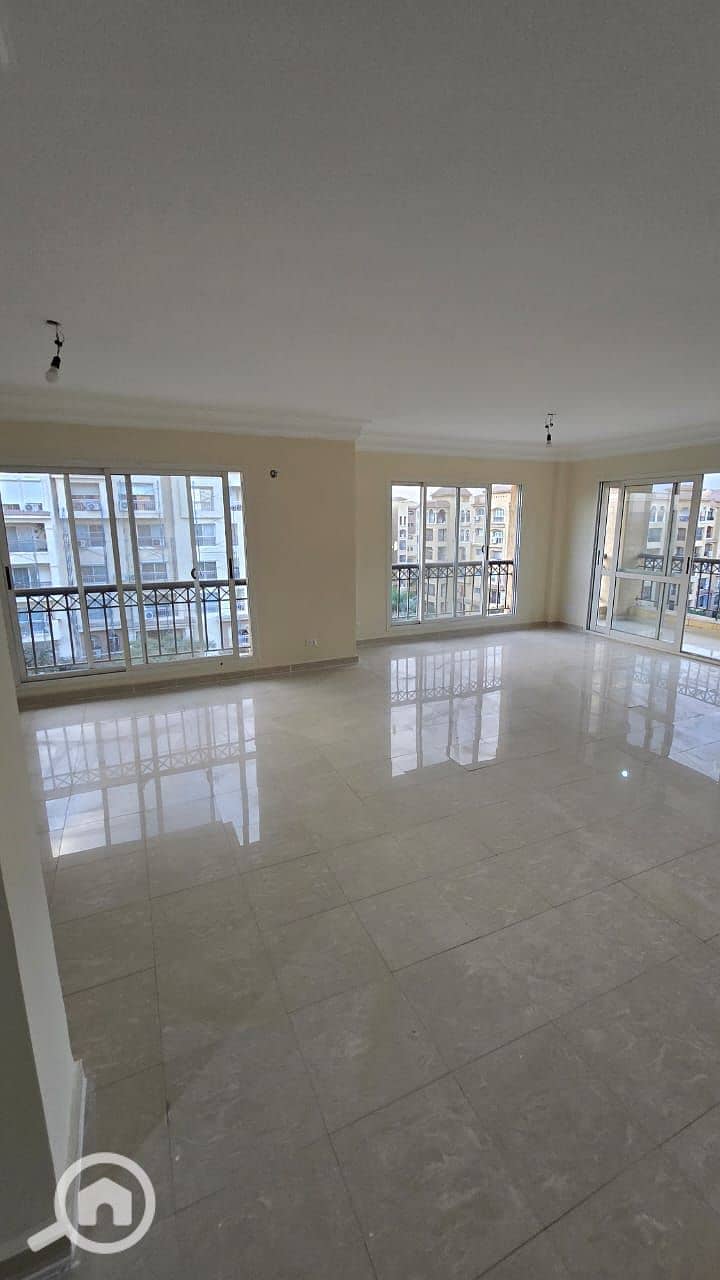 18 f6a61672-0604-4554-9b71-1c6529d7a5f5. jpg