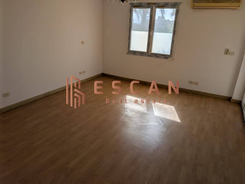 4 5bd3b63e-b6d0-4177-9251-79f9c85a18ec. jpg