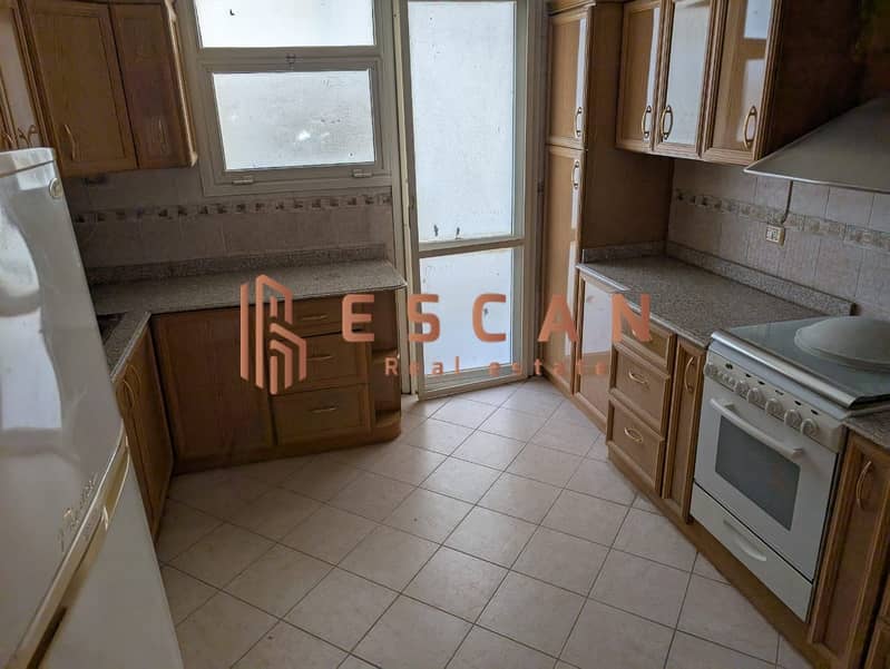 11 27aad451-0160-48b5-9958-d5afb2e0ead1. jpg