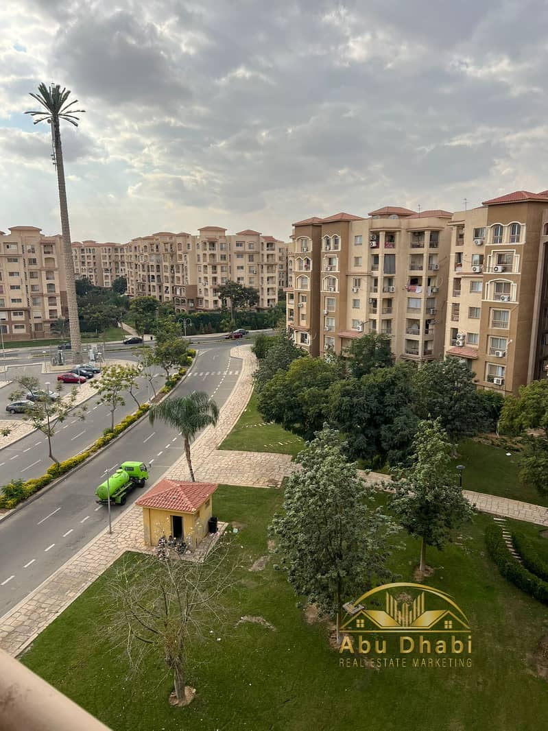 2 fb874ca8-8ba5-45f8-a117-1238e746b70f. jpg