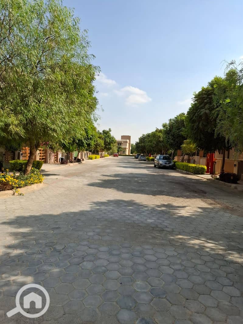 8 WhatsApp Image 2025-10-15 at 2.41. 57 PM (1). jpeg